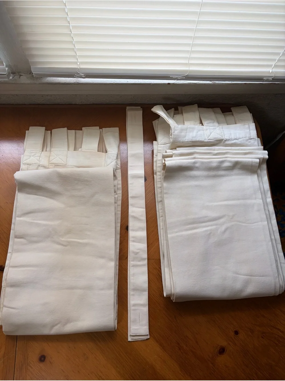 Pottery Barn Tab Top Curtains & Holdbacks Set White Linen Look 6 Pcs